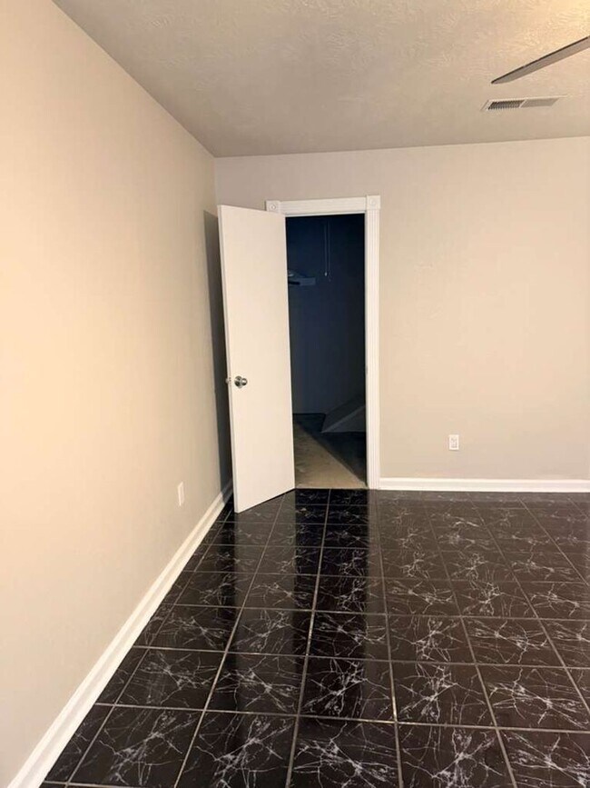 Photo - 535 Georgetown St