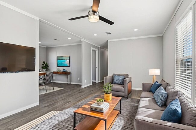 Photo - 1609 American Dr