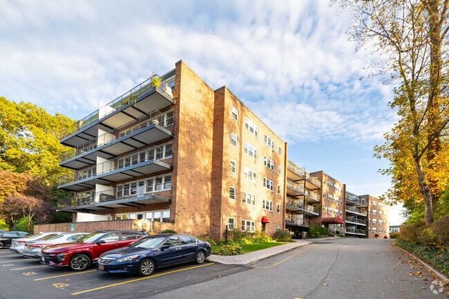 Photo - 30-34 Pearsall Ave Apartamentos