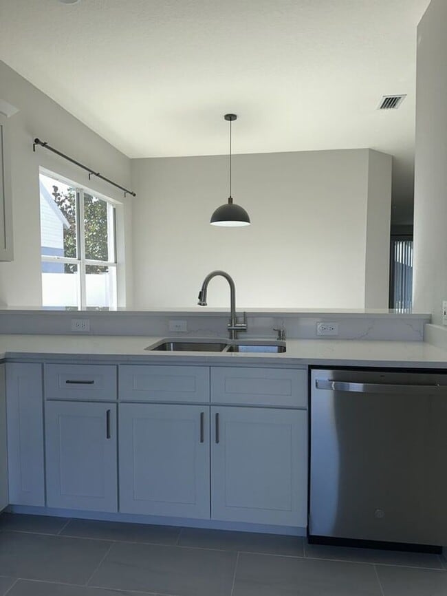 Photo - FULLY RENOVATED HOME IN OAK GROVE COMMUNITY