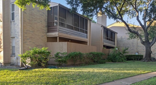 Photo - 10555 Turtlewood Ct Unit 2305