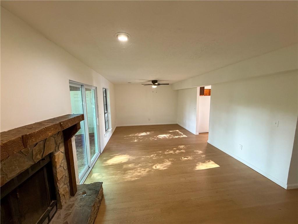 Photo - 869 Heritage Oaks Dr