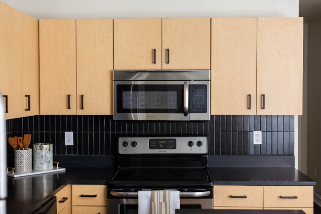 Photo - 222 S Main St