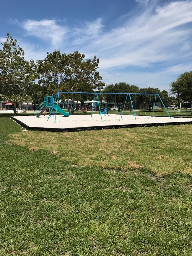 Parque Maggie Still - 606 Lantana St