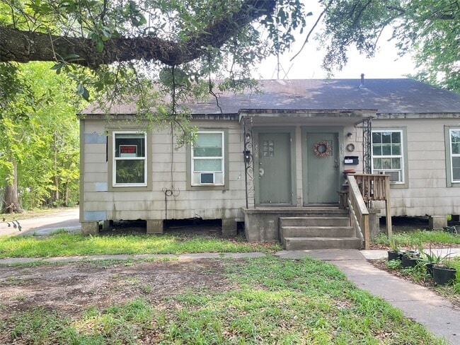 Photo - 2308 8th St Rental