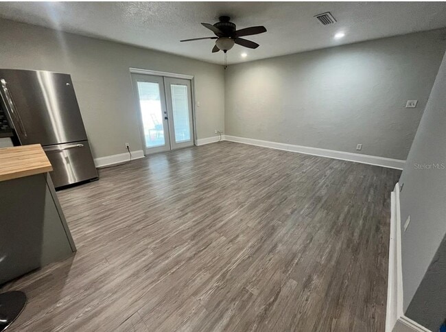 Photo - 339 Croton Dr