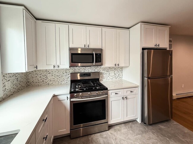 Photo - 195 Hutton St Unit 2