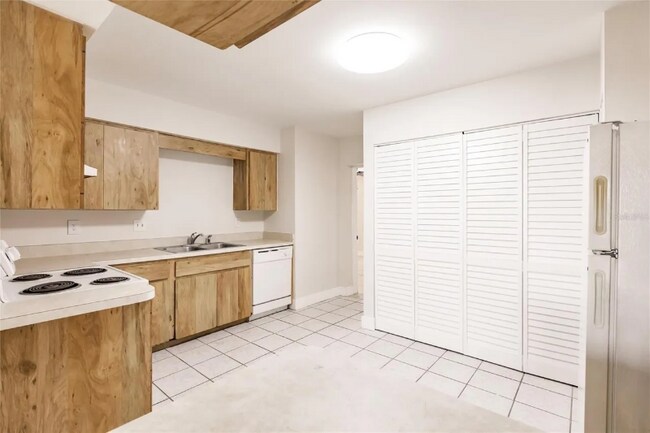 Photo - 1665 Florence Ave Unidad A