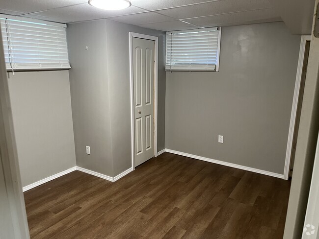 Building Photo - 1110 Filmore Ave Unit 4-Lower Level Rental