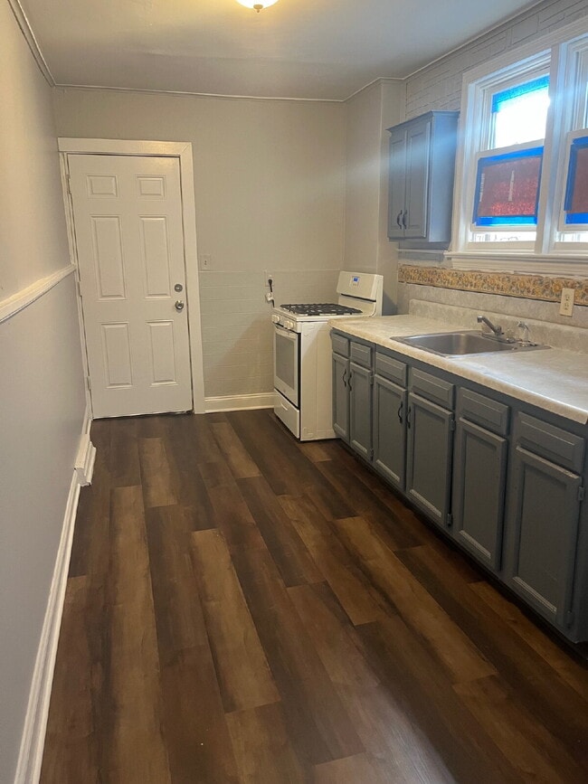 Photo - 1210 Anderson St