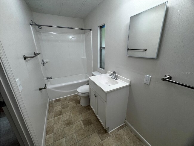 Photo - 1001 NE 77th St