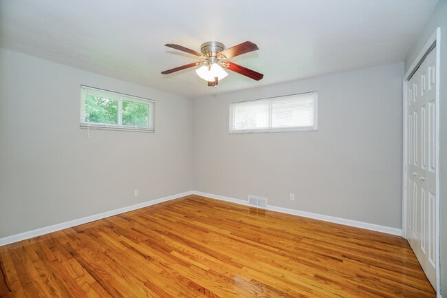 Photo - 521 California Ave