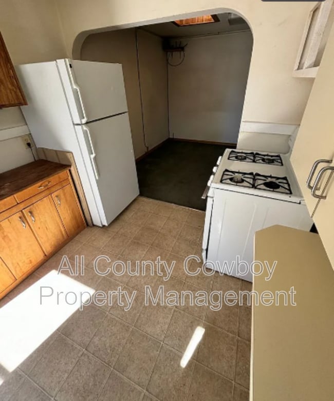 Photo - 513 E Custer St