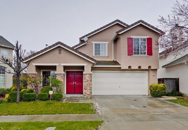 Awesome 3 Bedroom Home Near Rivermark Plaza! - Awesome 3 Bedroom  Home Near Rivermark Plaza!