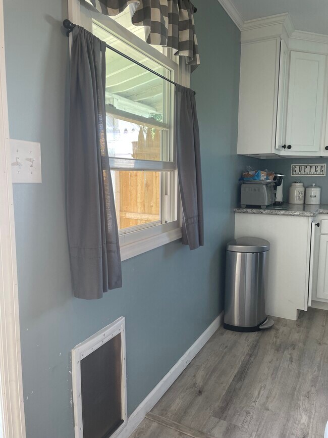 Photo - 247 Chiswell Rd