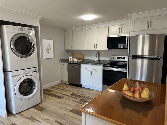 Photo - 250 Walnut St Unidad A