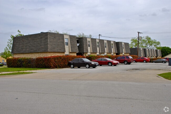 Photo - Keller Place Apartments