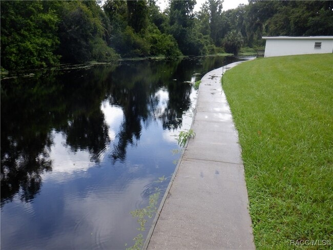 Photo - 35433 Crescent Dr