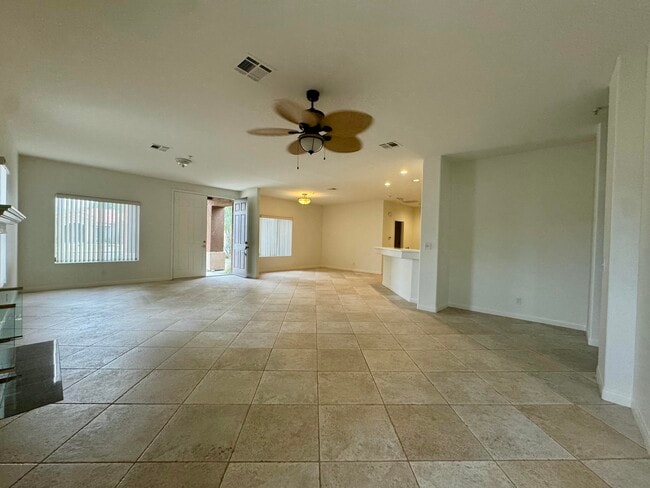 Photo - 74088 Daisy Ln