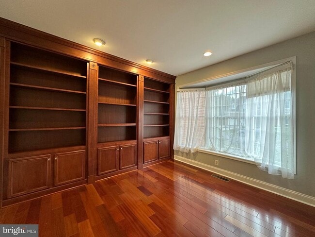 Photo - 3215 Spring Rain Ct