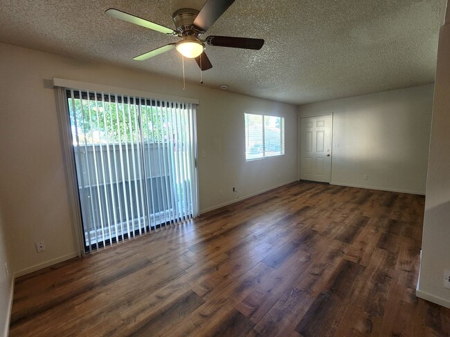 1193 Townhouse Circle