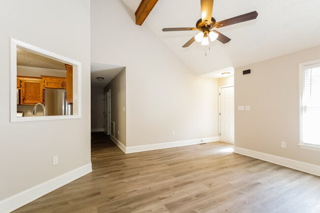 Photo - 5406 Branch St