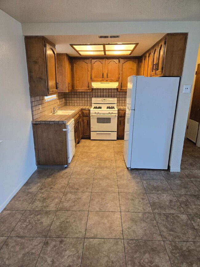 Photo - Ready Now! One bedroom apartment home with unbeatable location! Unit Apt. C