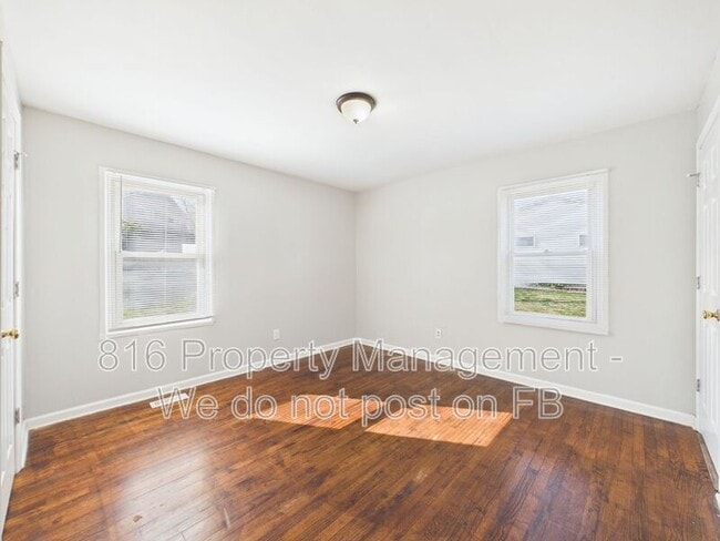 Photo - 14920 Fuller Ave