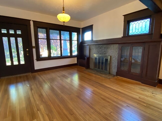 Photo - 4 bed 2 bath home in NE Portland for Rent