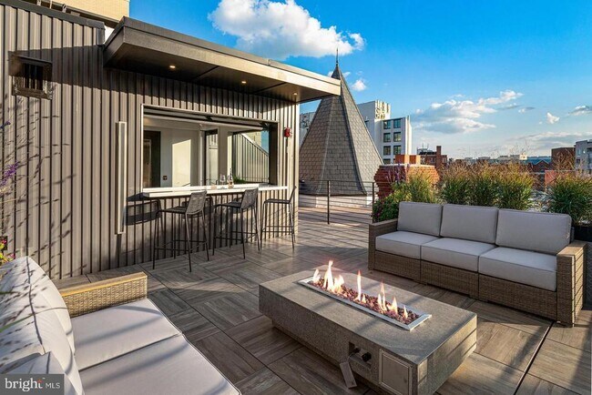 Photo - 2525 Pennsylvania Ave NW Unidad 303