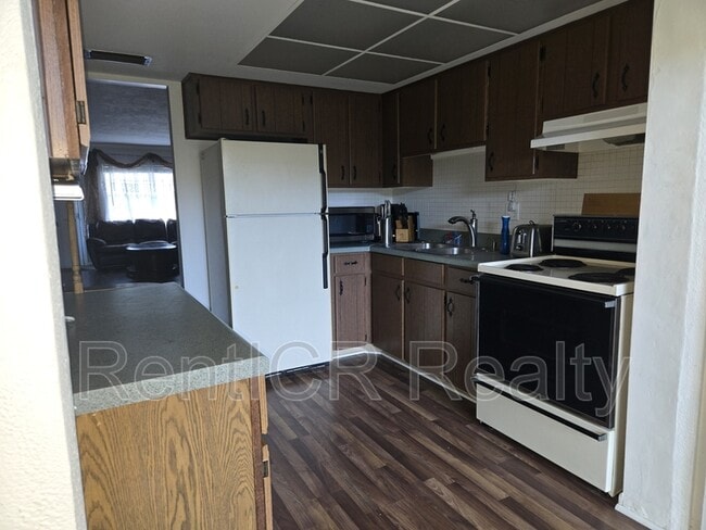 Photo - 216 Brandywine Dr