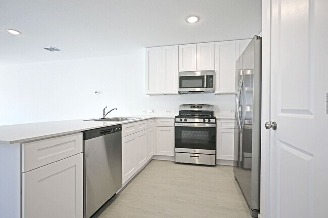 Photo - 9918 Mather Wy