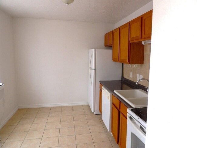 Photo - 2835 Mobley St NW