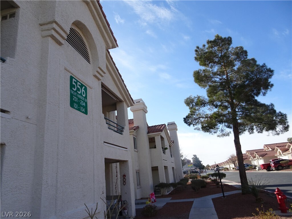 Photo - 556 Yacht Harbor Dr Unit 202