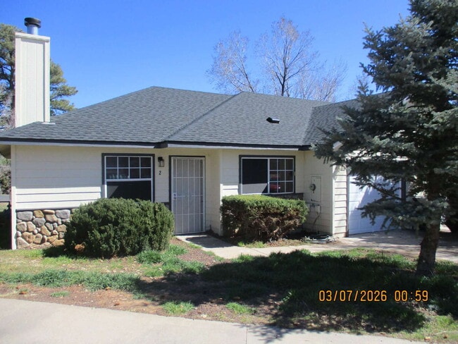 Building Photo - 1080 E Owens Unit 2