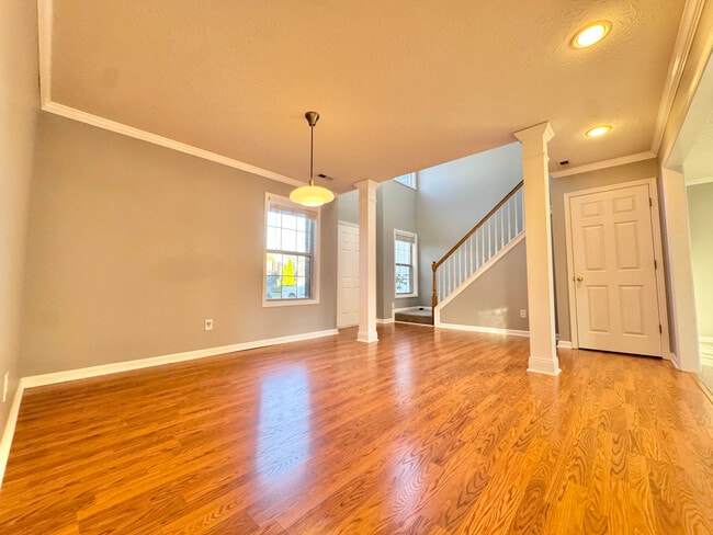 Photo - 580 Wellington Gardens Dr