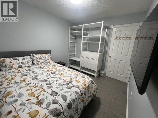 Photo - 148 W 48th Ave