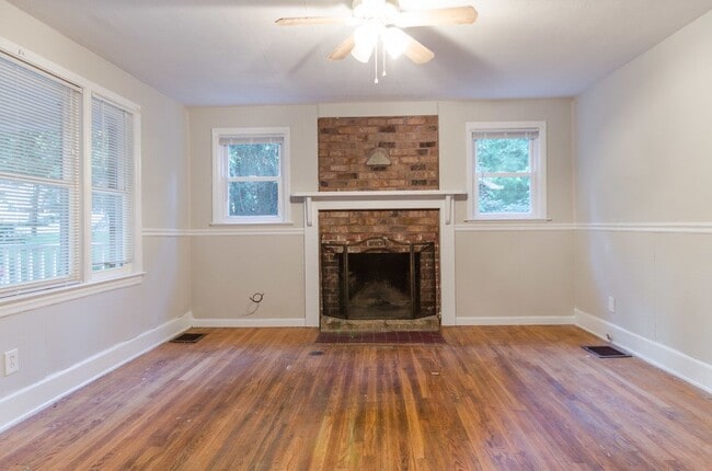 Photo - 1233 Cheshire Ave