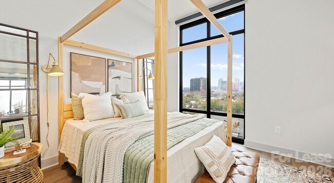 Photo - 2025 Cleveland Ave Unidad Conservatory Penthouse