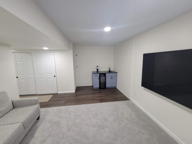 Photo - 11023 Meadowvale Cir