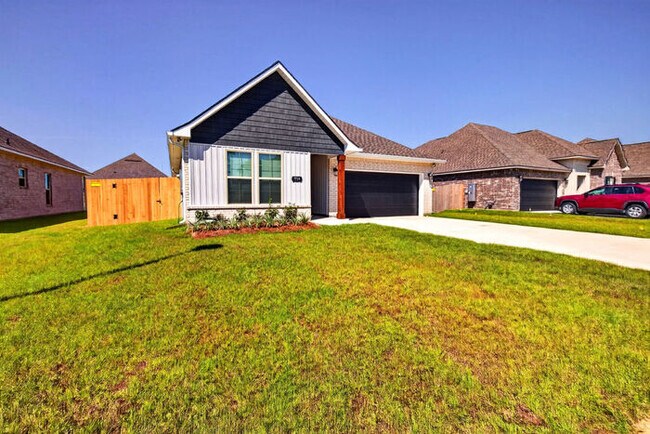 Photo - 7719 Claymont Cir