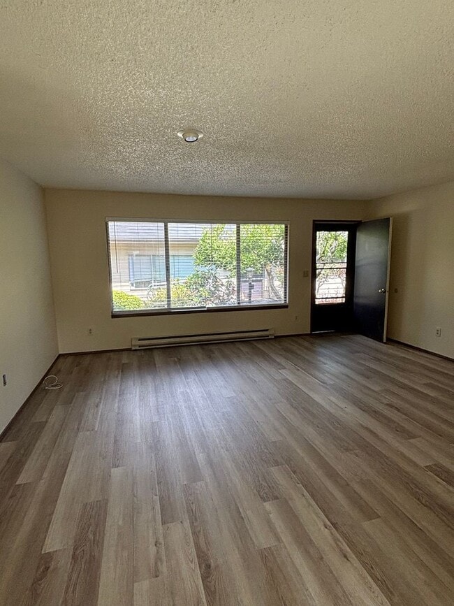 Photo - SHLE-127-129EJersey Unit 129