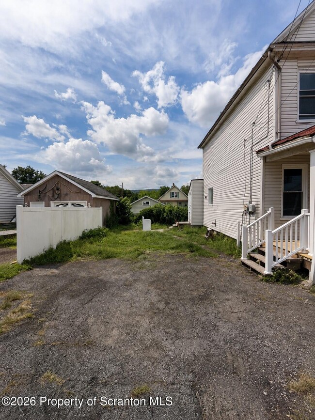 Photo - 1931 Bristol Ct