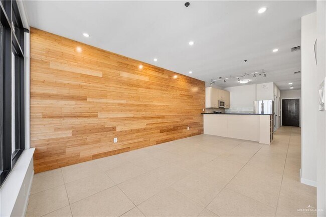 Photo - 25 Travis St Unit 408