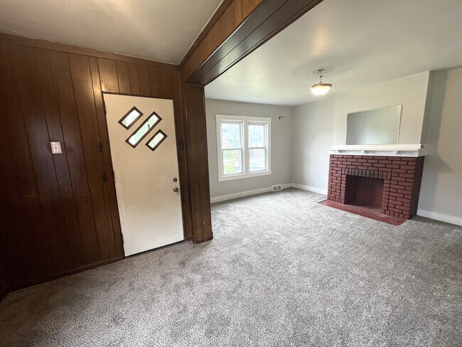 Photo - 453 Ohio Ave