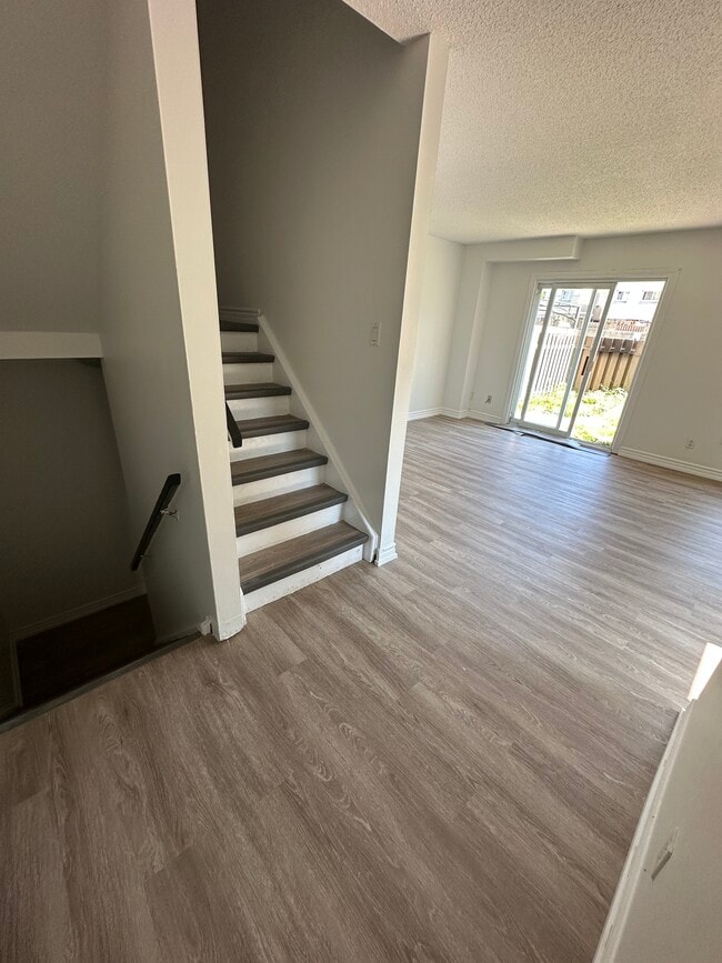 Building Photo - 81 Eagen Dr Unit 45