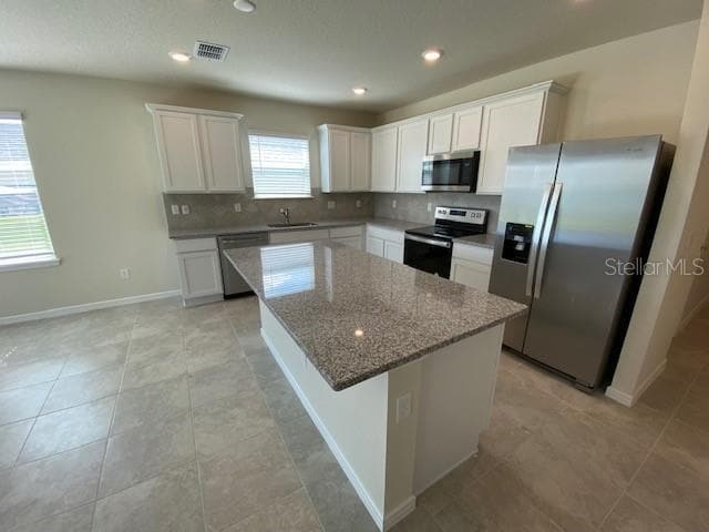 Photo - 1147 Sugarwood St