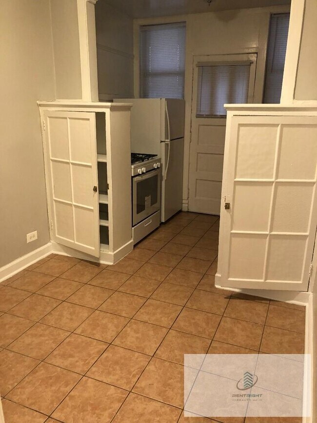 Photo - 6364 N Hermitage Ave Unidad 6370-2