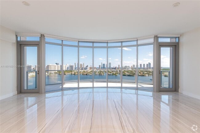 Building Photo - 17111 Biscayne Blvd Rental