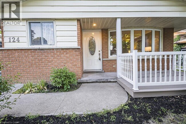 Photo - 124 Dunsmere Dr